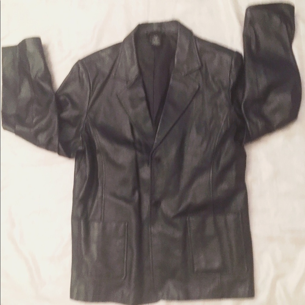 BEAUTIFUL METROSTYLE WOMENS LEATHER BLACK BLAZER